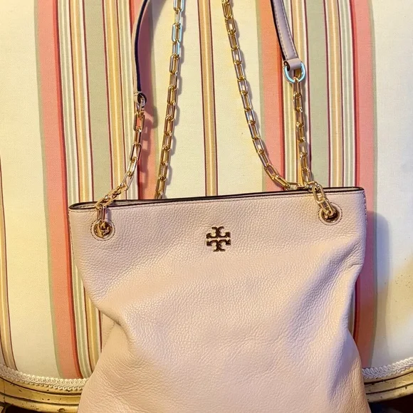 NWT BEAUTIFUL Tory Burch Frida Shoulder/Cross w/ Elegant Gold Chain - Picture 8 of 13